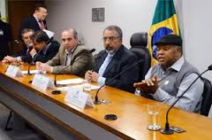 Sindicalistas cobram recuperação do poder de compra das aposentadorias